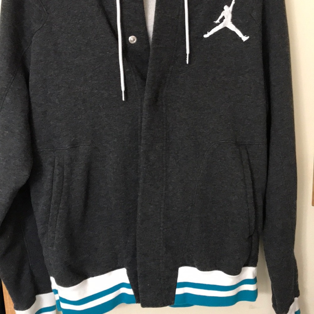 Air Jordan Sweatshirt- M_2